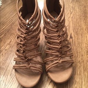 Dolce Vita strappy Espadrille wedge sandals 7